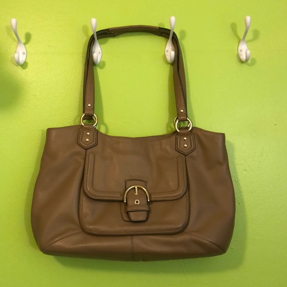 Coach Handbags - Coach leather shoulder bag